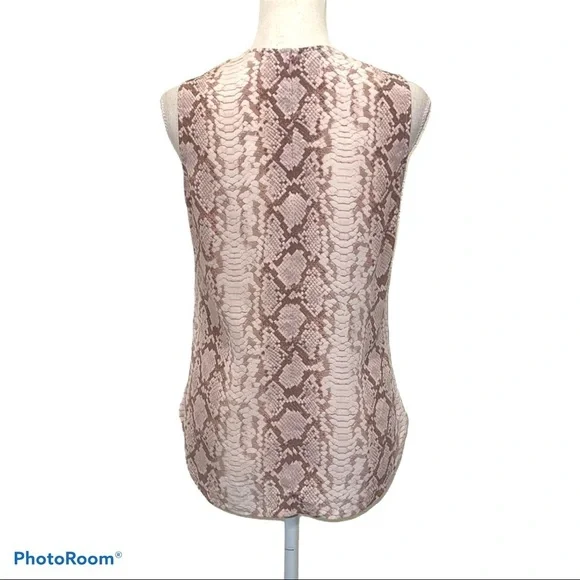 Equipment • Lyle Python Tank - Picture 6 of 7